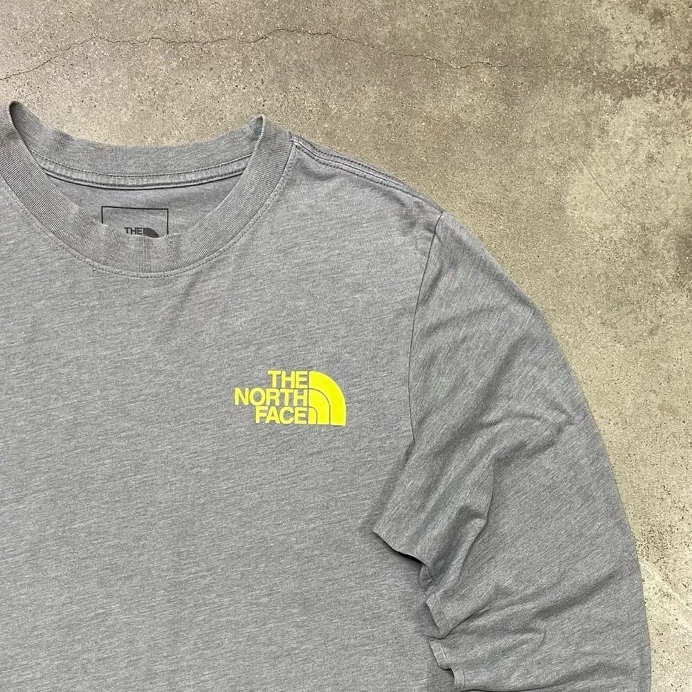 The North Face Gray Graphic Crew Neck Long Sleeve Shirt